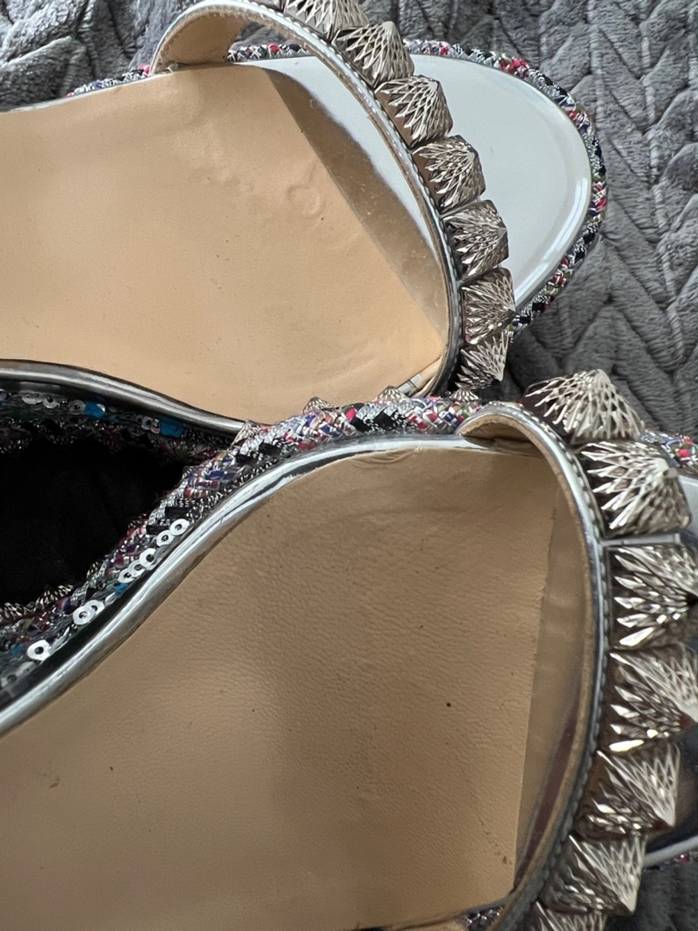 Christian Louboutin Pira Ryad Studded Cataclou Espadrille Wedges - Picture 6 of 9